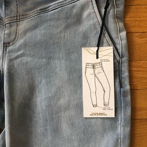 Soft Denim Jogger